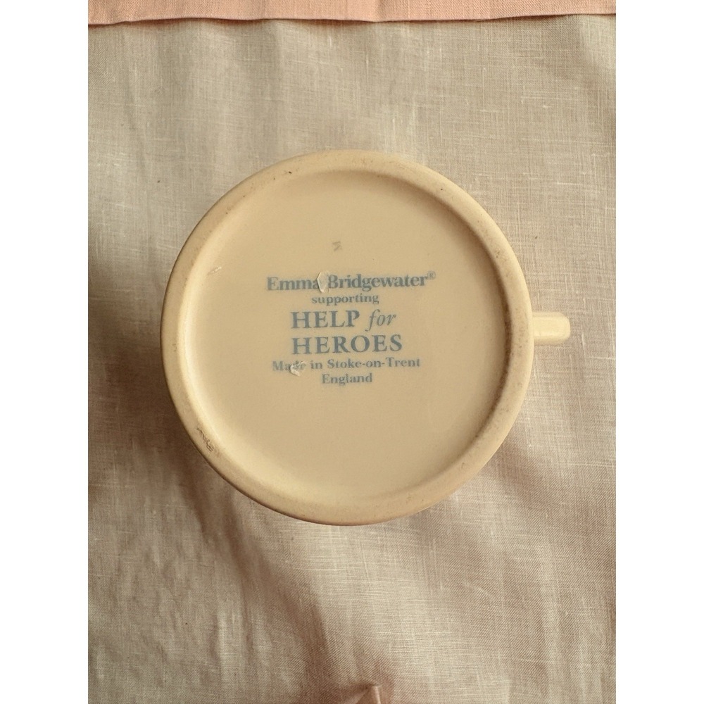 Emma Bridgewater Supporting Help For Heroes Yellow Labrador Coffee Mug Half Pint - Picture 12 of 16